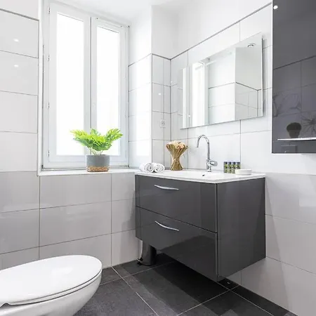Ponchette - Independent House Promenade Des Holiday home Nice